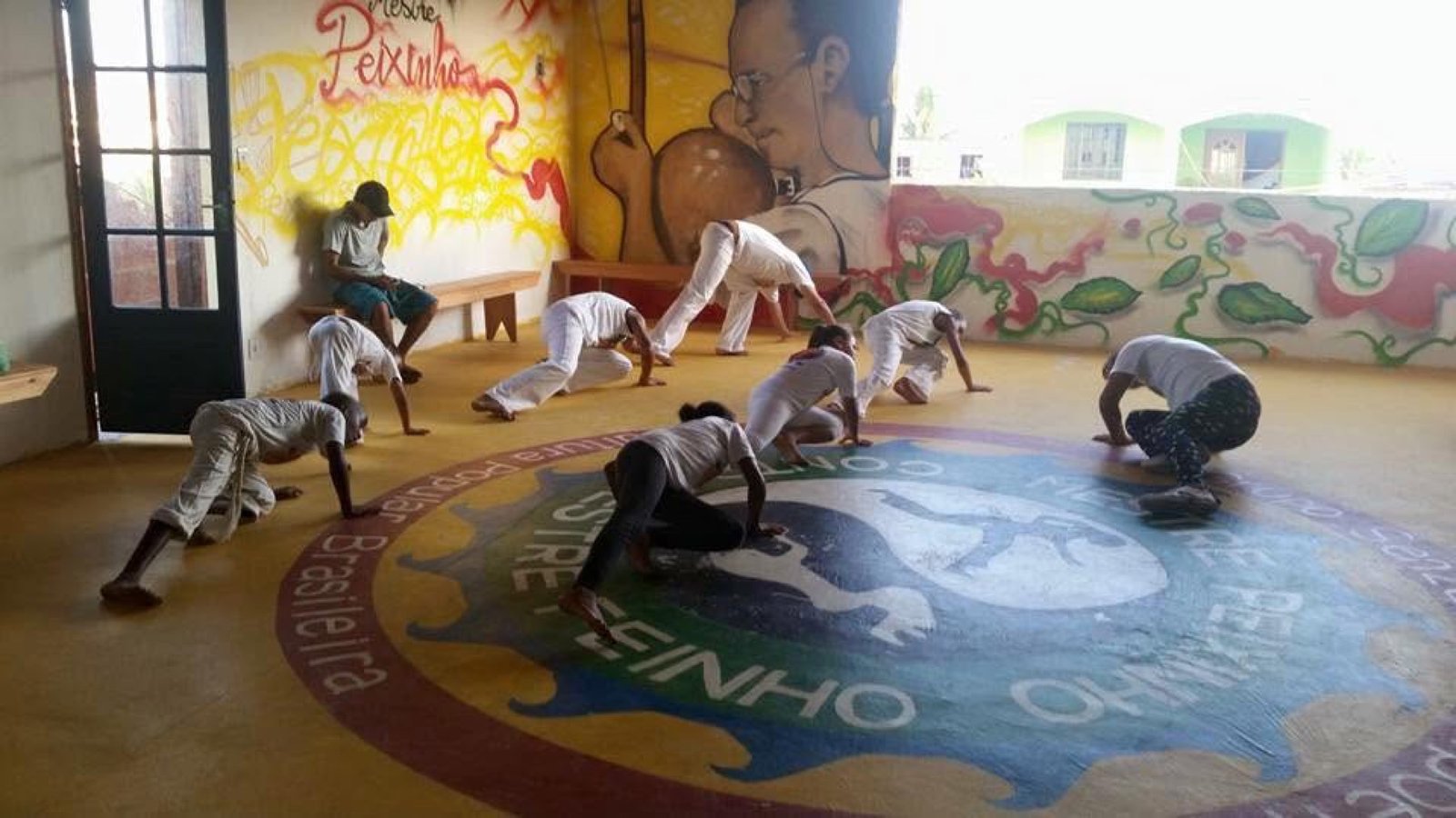 Roda de capoeira no Salão Mestre Peixinho